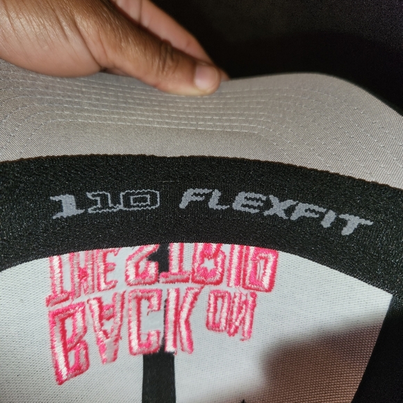 Hat - Picture 5 of 5